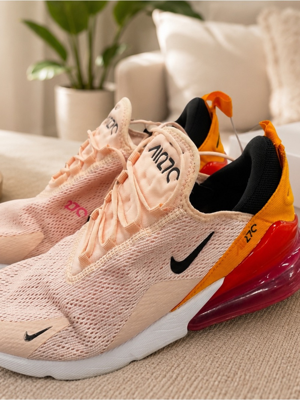 Nike Women's Air Max 270 Peach Pink with Orange Accents - Picture 2 of 3